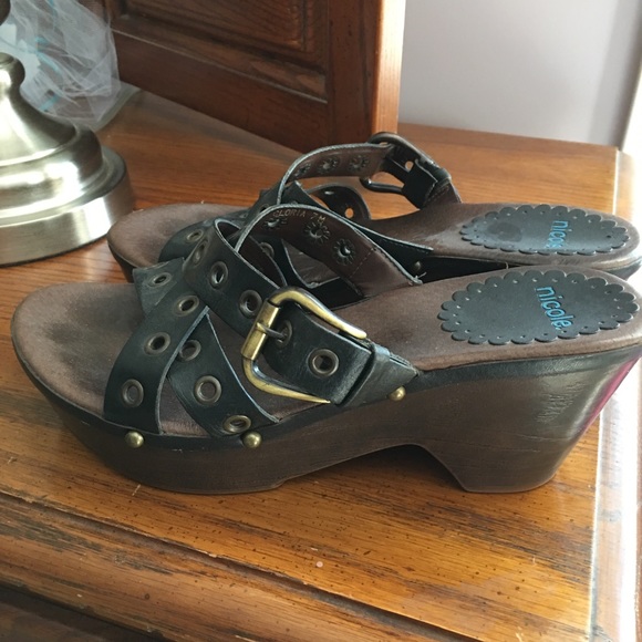 Nicole Black Wedge Sandals 7M - Picture 3 of 5